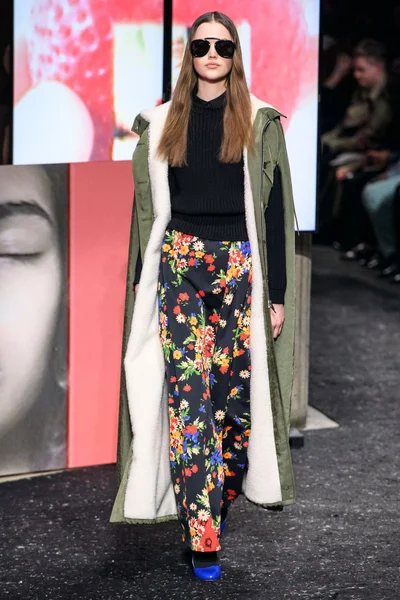 Look 40